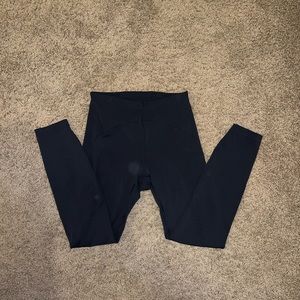 Lululemon size 6 black base pace 25” leggings